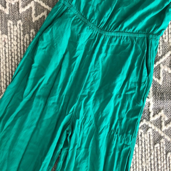 H&M Jumpsuit with Pockets - Picture 3 of 8